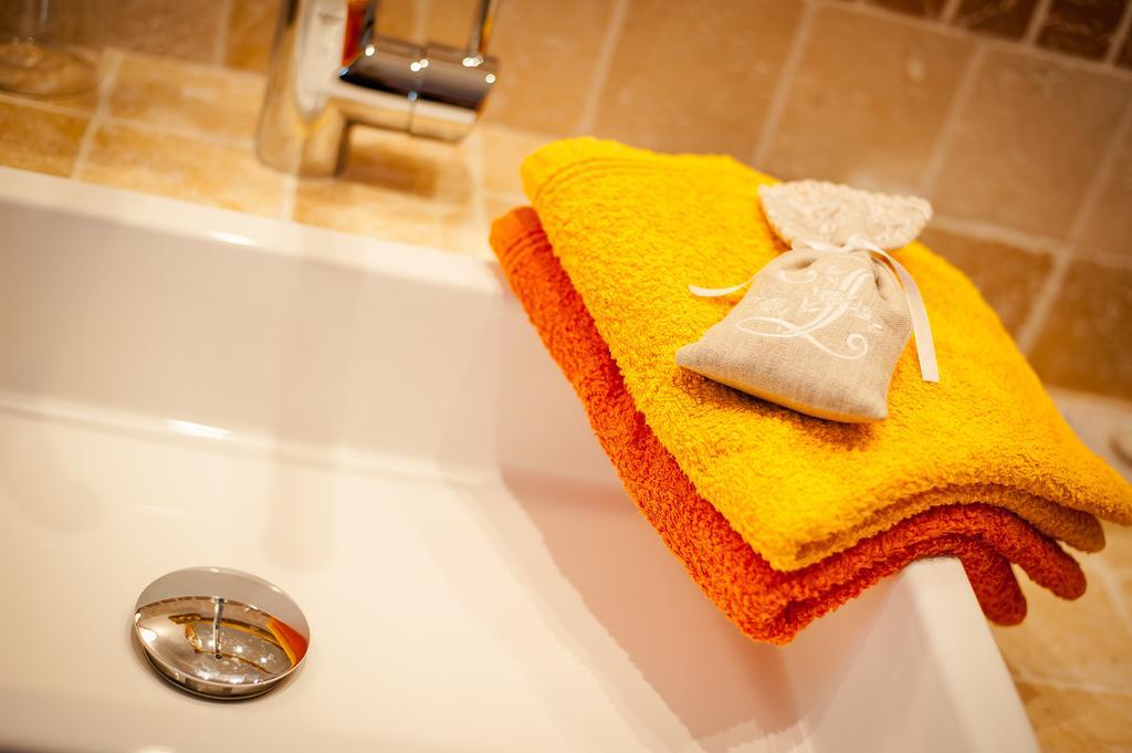 Les 4 Elements Bed and Breakfast Tourrettes-sur-Loup Værelse billede