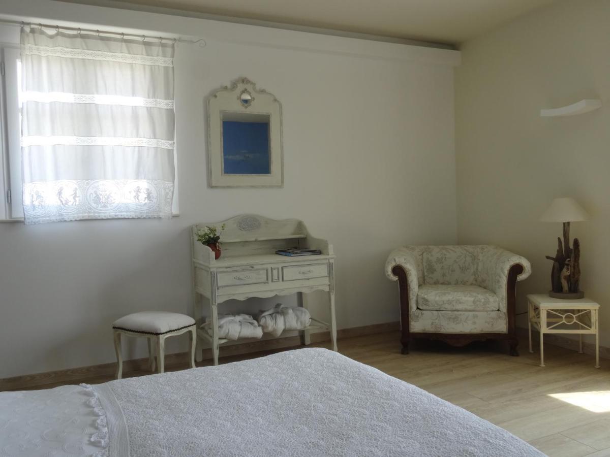 Les 4 Elements Bed and Breakfast Tourrettes-sur-Loup Værelse billede