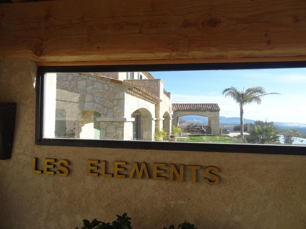 Les 4 Elements Bed and Breakfast Tourrettes-sur-Loup Eksteriør billede