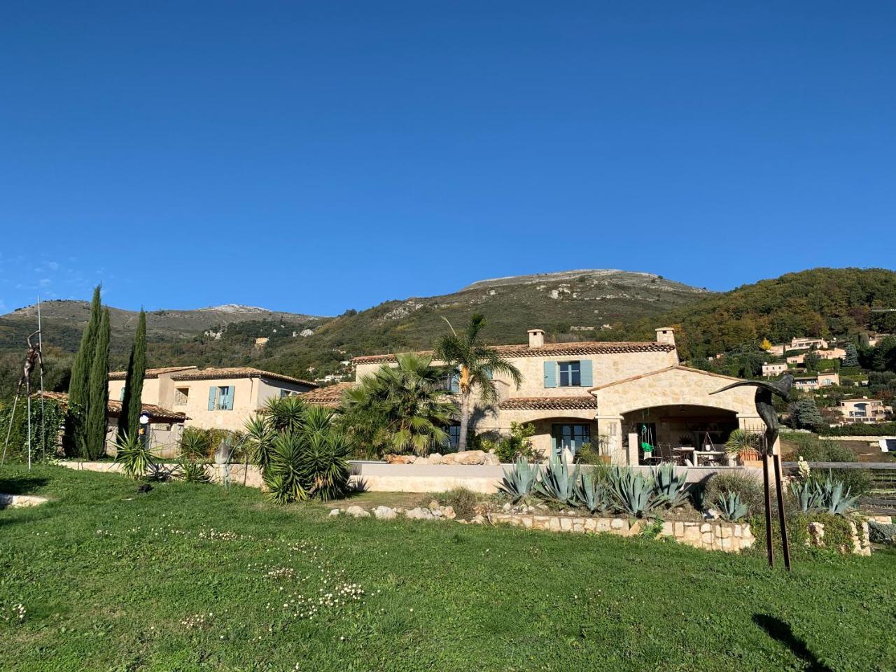 Les 4 Elements Bed and Breakfast Tourrettes-sur-Loup Eksteriør billede