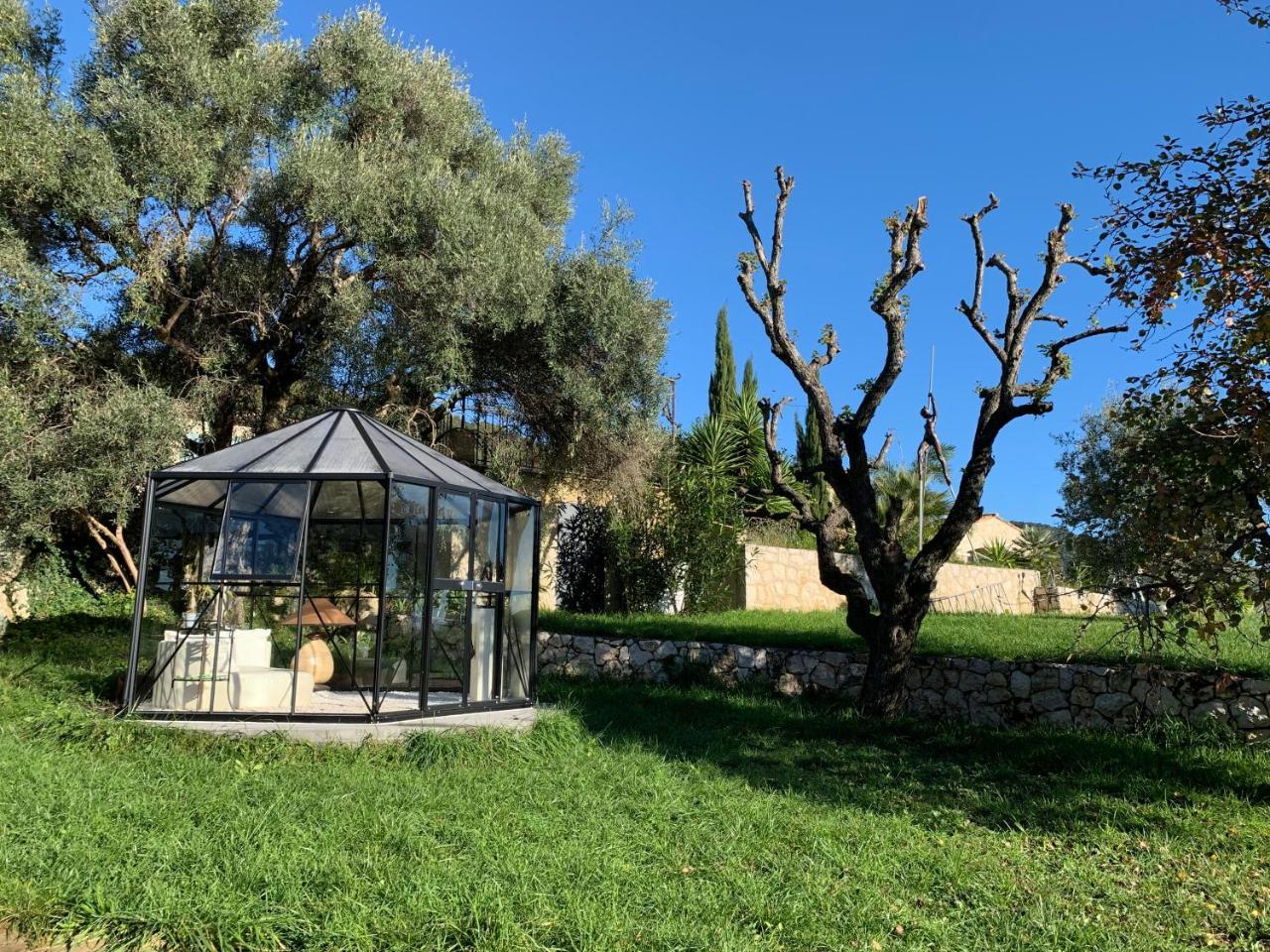 Les 4 Elements Bed and Breakfast Tourrettes-sur-Loup Eksteriør billede